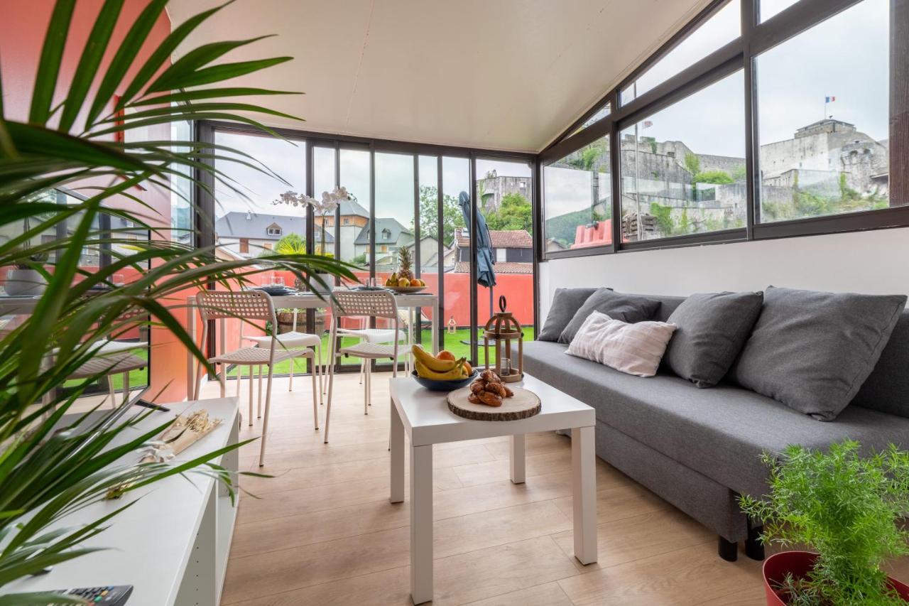 Air-Conditioned Flat With Terrace - Private & Independent - Lourdes Esterno foto